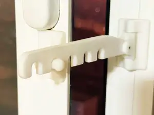 内开窗风撑