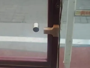 售卖窗口磁吸
