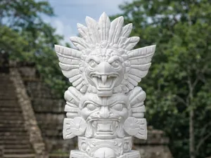 Mystisches Maya-Totem