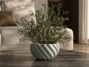 Aesthetic Vase / Planter / Plant pot half open
