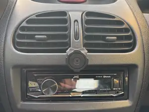 Peugeot 206 QuadLock Phone mount