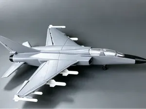歼轰-7A,新飞豹,全动拼装版,收放起落架,开合仓,长约300,1:72