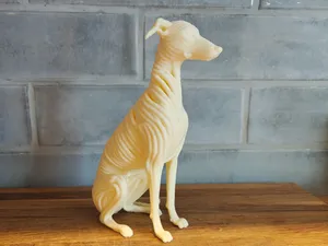 Sculted rope Greayhound.