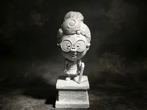 海绵宝宝奶奶雕塑