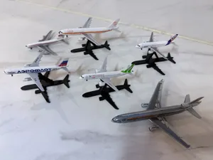地面投影风格1/400比例 飞机模型支架 ground‑shadow design