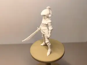 铠甲头盔女战士(倒立打印)