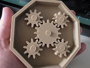 Kinetic Planetary Gear Fidget — no supports