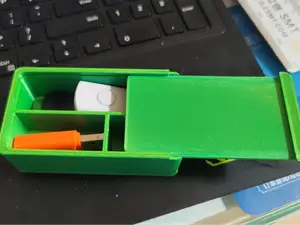 抽拉u盘收纳盒