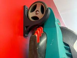 Lawn mower hooks for wallmount
