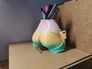 小丑女 屁股 笔筒