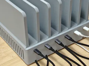 (过度工程的)笔记本充电站