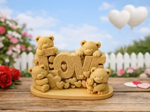 LOVE Baerenbande mit Herzparade