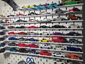 1:64 car display for Skadis board
