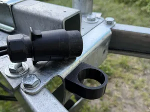 7-pin Trailer Plug Holder (no flange)