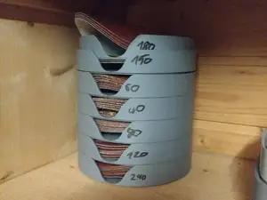Round Sanding Paper Holder