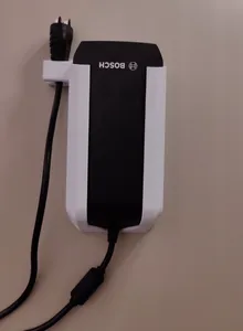 Bosch e-bike charger 36-4/230 wall mount