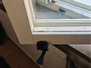 Window Holder Extra Long–Secure & Easy Ventilation