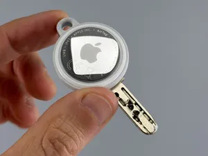 AirTag Key Fob for Kaba Keys 23mm Runner's Edition