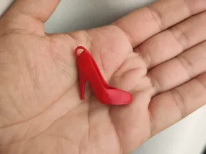 Chaveiro Salto Alto