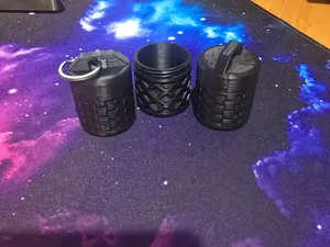 Round Keyring Container