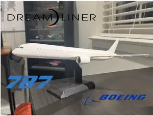 Boeing 787-10 Dreamliner 1:200