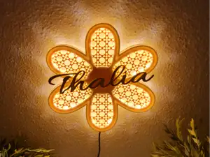 Daisy Rattan-Style Night Light