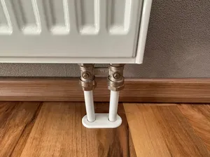 Abdeckung für Heizungsrohre
