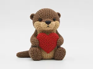 Knitted Otter With Heart