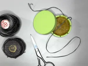 Thread Wax Box