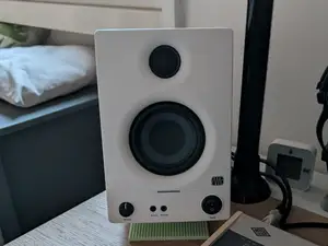 Minimal Studio Monitor Stands - Presonus Eris 3.5
