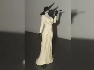 Lady Dimitrescu (Resident Evil Village) Figure