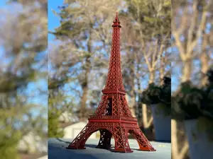 The Eiffel Tower: One-piece, No support, 7" print