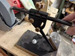 Schleifhilfe für Schalenröhren Fingernagelschliff