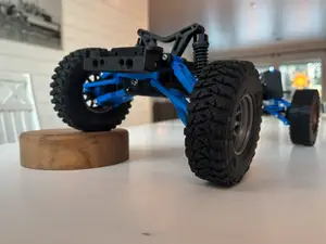 Articulated 1:10 Chassis