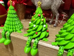 Articulated Christmas Tree v1 decorated