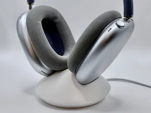 AirPods Max Charging Stand - OEM Thunderbolt Cable