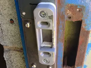 Latch receiver spacer