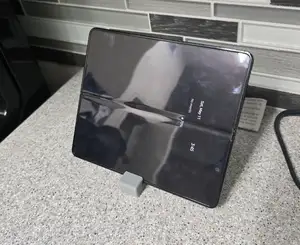 Z Fold 5 Keychain Table Top Stand and Tripod