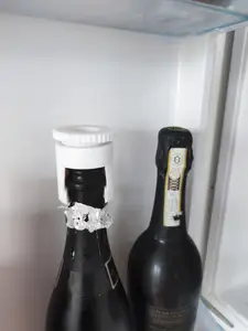 Champagne keeper bottle cap