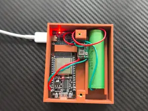 ESP32 POWER BOX 18650