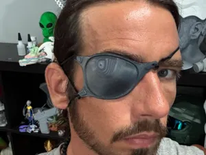 Modern Cyber-Eye: The Evil Genius Eye Patch