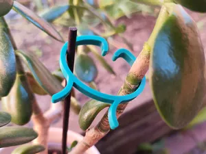 Sturdy plant support clip - plant support clamp