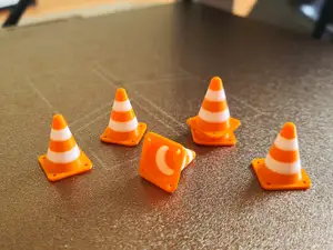 Miniature traffic cone (stackable pylons)