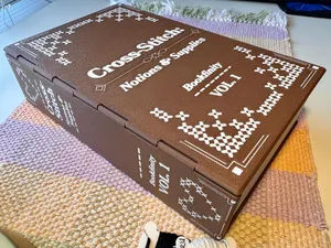 Cross-Stitch Bookfinity with Bins (no latches)