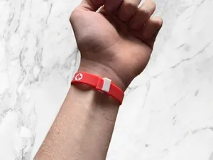 Clip per Stringere i Bracciali in Silicone