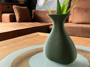 Vase Vela