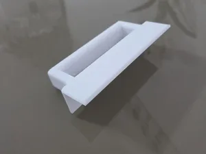 Refrigerator handle