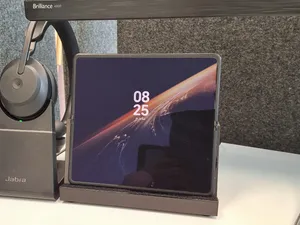 Honor Magic V5 - Wireless Charging Dock