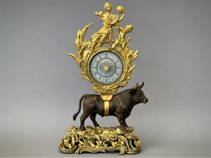 Kit 011:Pendule au taureau en bronze, style rococo