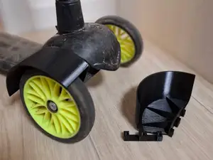 Fenders for a children's scooter